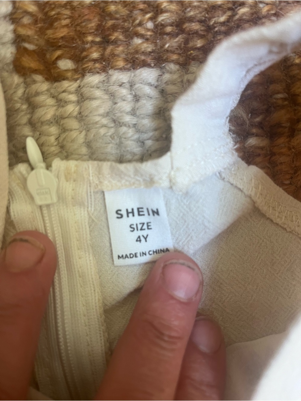 Sweater Subcategory Identification - Picture 3 of 4